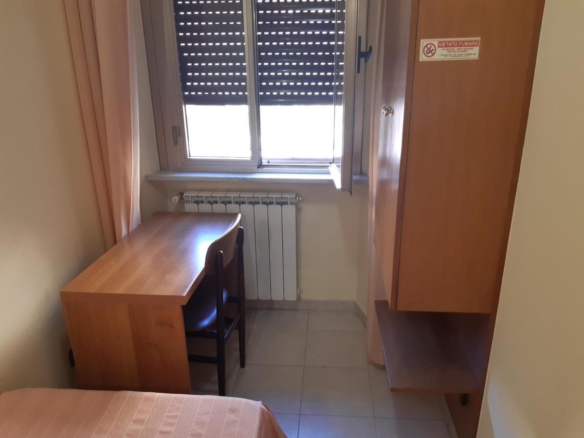 Bed and Breakfast Suore Concezioniste Missionarie - Carmen Salles Roma Exterior foto